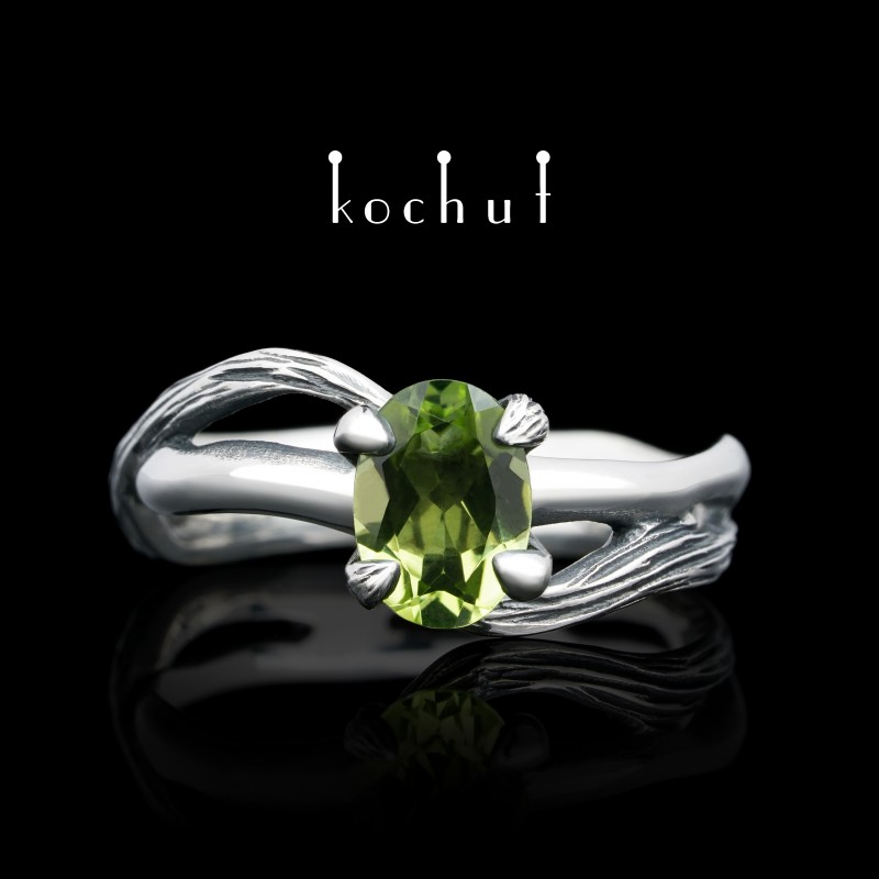 Ring «Lignum». Sterlingsilber, Peridot