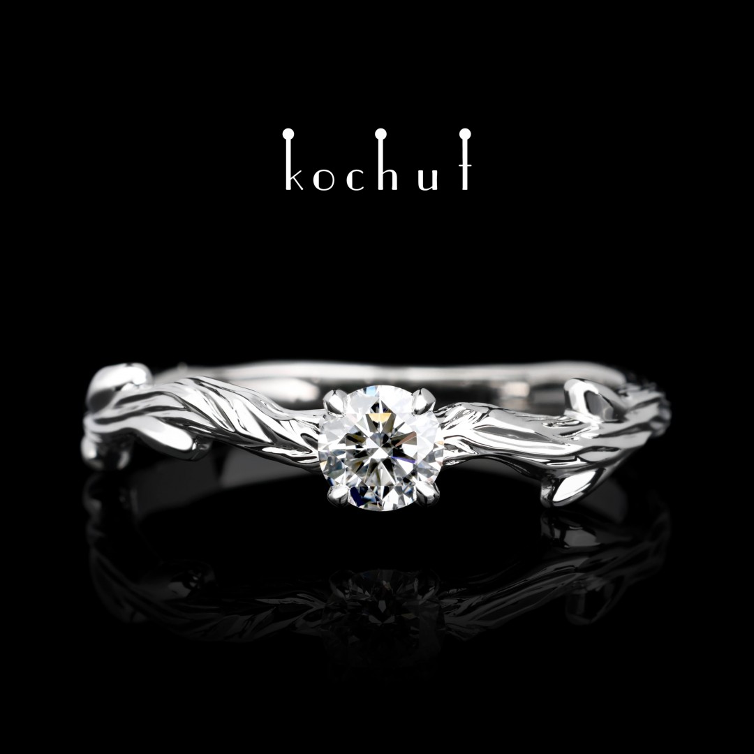 Кольцо «Мартовская веточка». Белое золото, бриллиант, белый родий