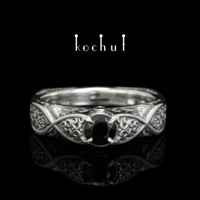 Ring «Versailles». Silver, spinel, oxidized
