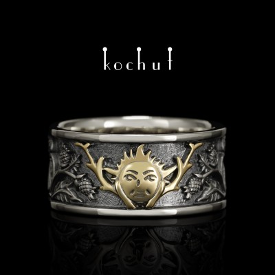 Flat-shaped wedding ring «Alchemy of Love. Sun». Silver, yellow gold, oxidized