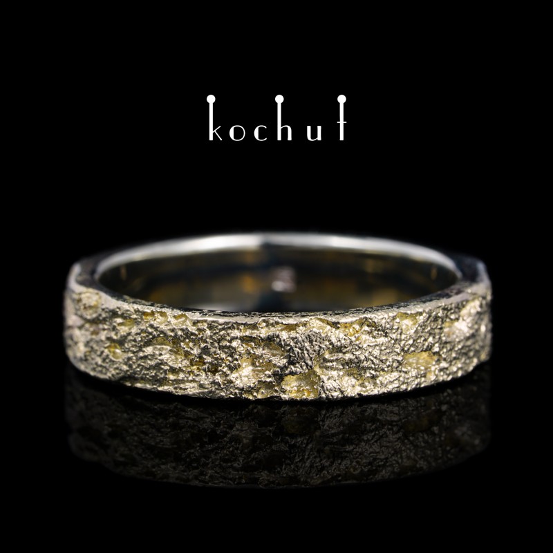 Wedding ring «Soul and body». White, yellow gold