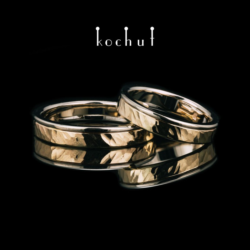 Memoria — narrowed wedding rings made of yellow and white gold