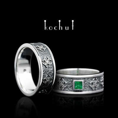 Flat-shaped wedding rings "Ward of the family." Silver, emerald