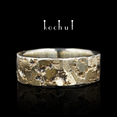 Wedding ring «Soul and body with forging Light». Silver, yellow gold, oxidized