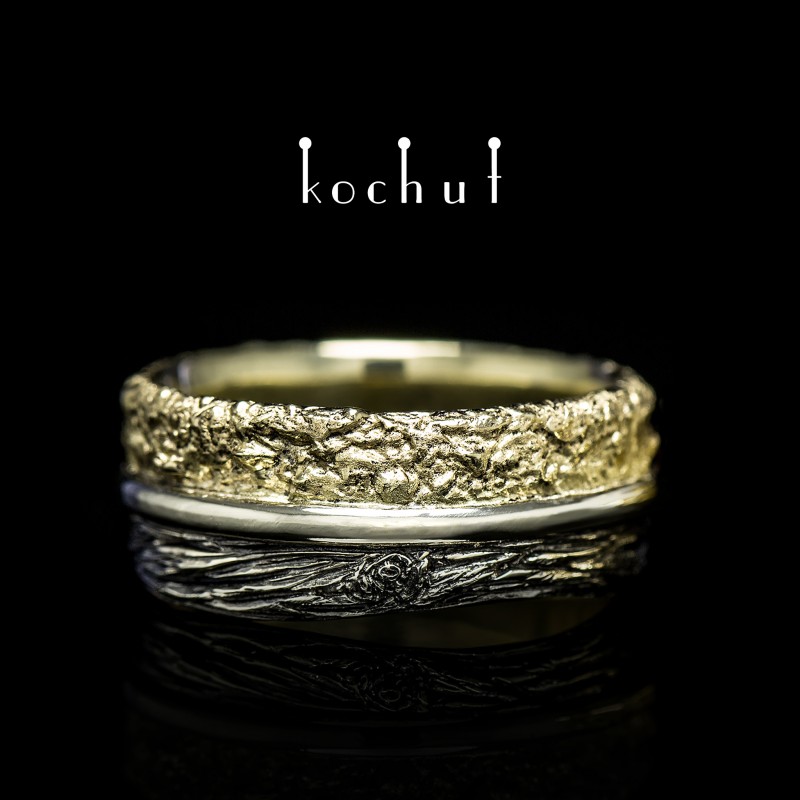 Wedding ring "In joy and sorrow" with bark. White, yellow gold