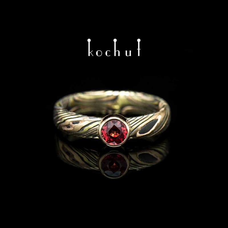 Ring «Scintillation». Yellow, red gold, etched silver, ruby, oxidized