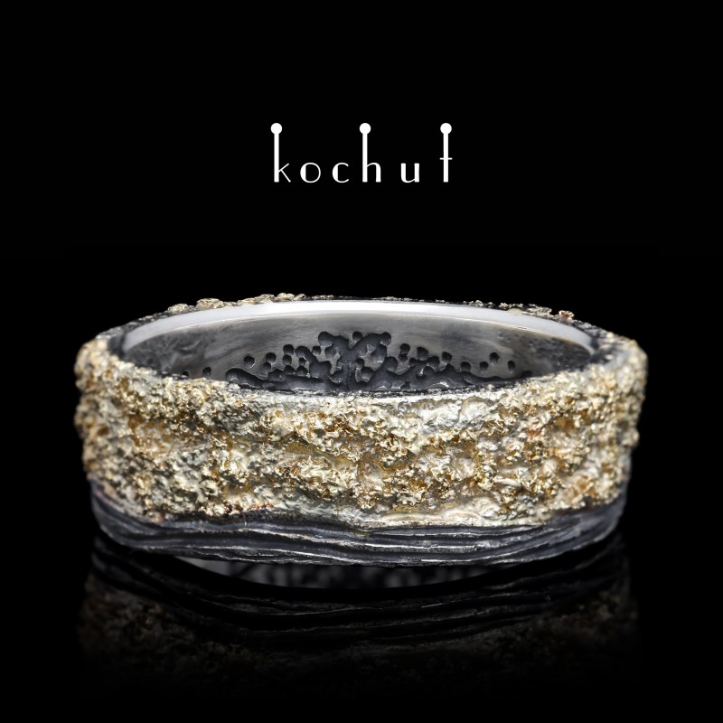 Wedding ring «Soul and body» with bark and tree of life. Silver, yellow gold, oxidized
