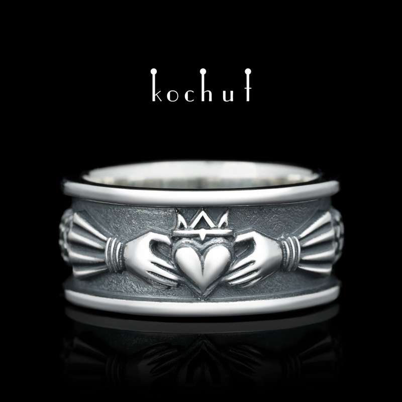Pánský prsten «Claddagh». Stříbro, oxidace