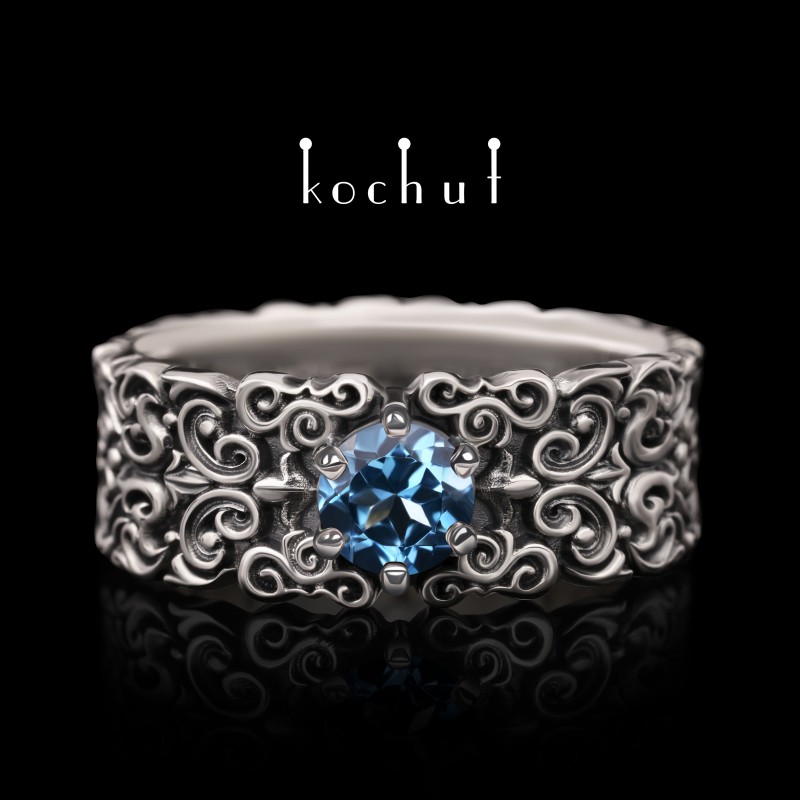 Ring «Notre-Dame». Silver, topaz, oxidized