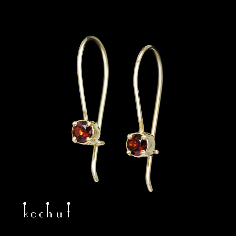 Earrings «Nectar of Love». Red yellow gold, garnets