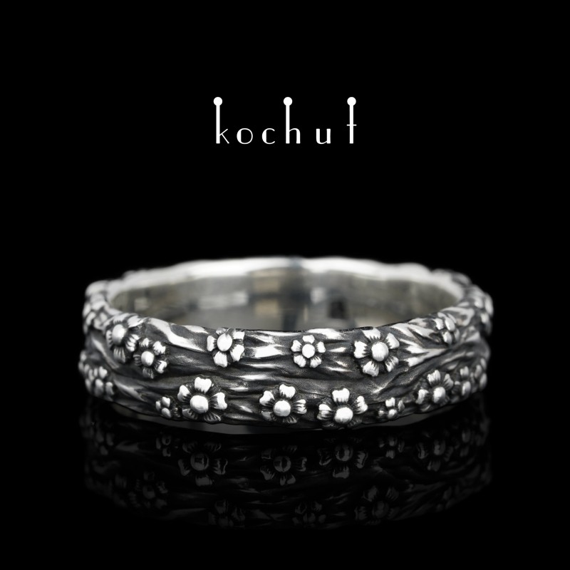 Wedding ring «Forget-Me-Not». Sterling silver, oxidized