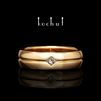 Wedding ring «Axis of love». Red gold, diamond