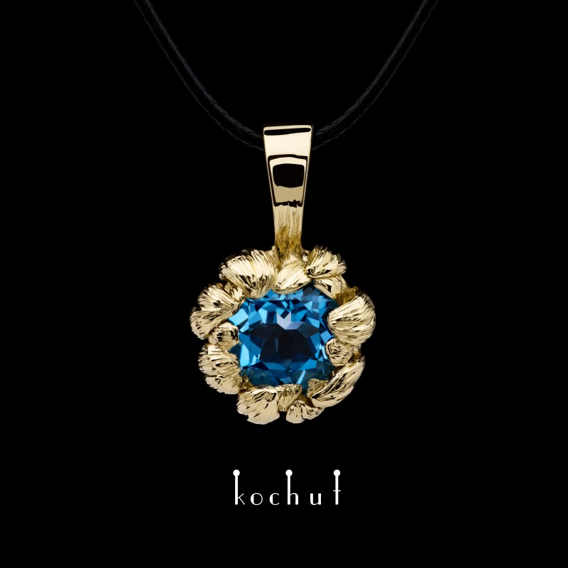 Pendant «Peony». Yellow gold, topaz