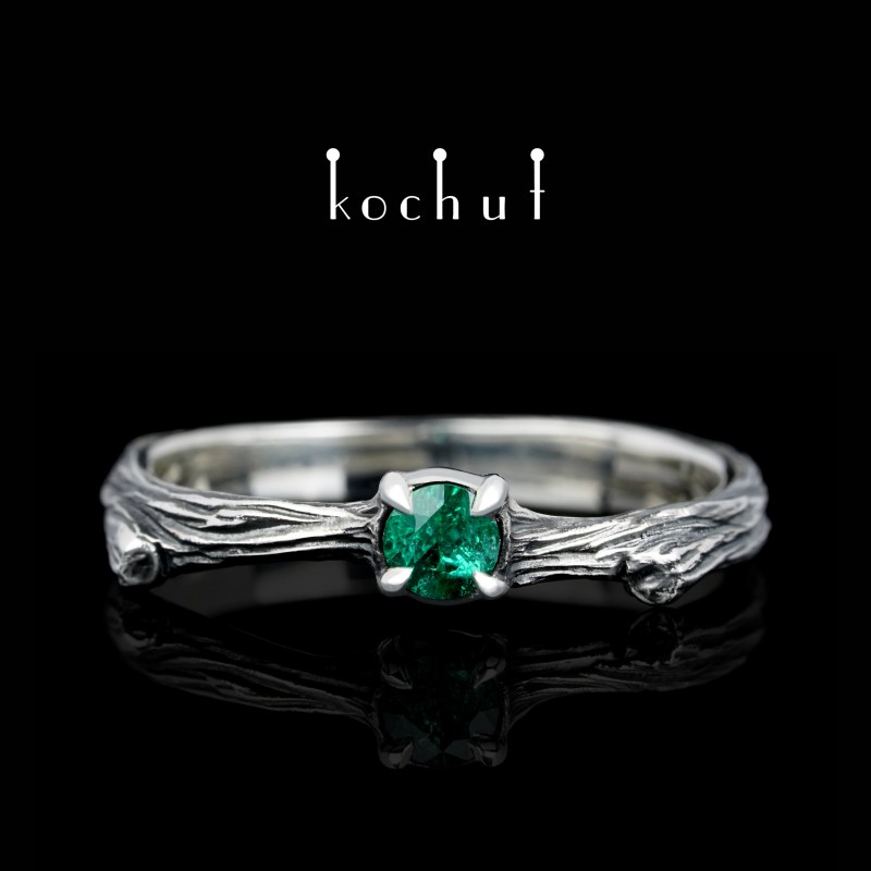 The ring "Fragile Twig". Silver and emerald