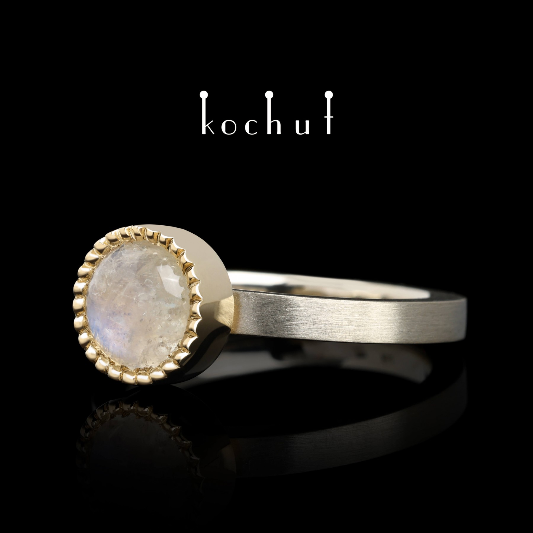Round Cabochon Moonstone Ring in Gold Plated Sterling Silver – Milina London