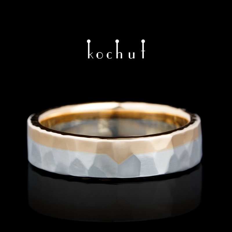 Flat-shaped wedding ring «Iceberg of feelings». Red gold, silver