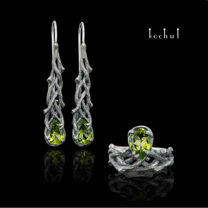 Galadriel — sterling silver set with peridots (earrings + ring)