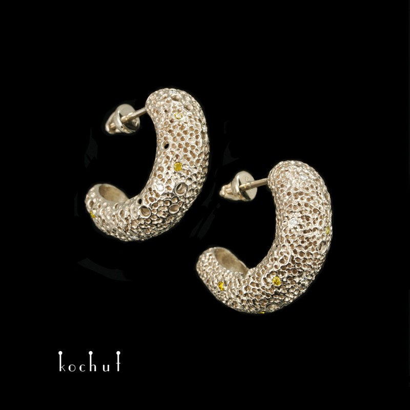 Asteroid Belt: Light — white gold earrings with diamonds