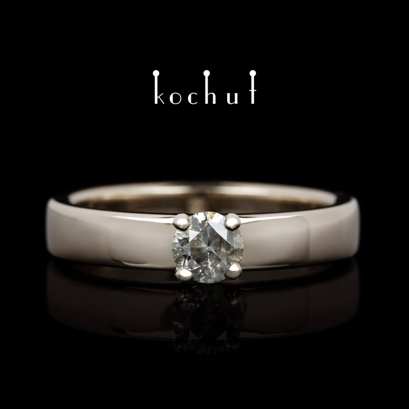 Engagement ring «Classical». Palladium 18K gold, diamond
